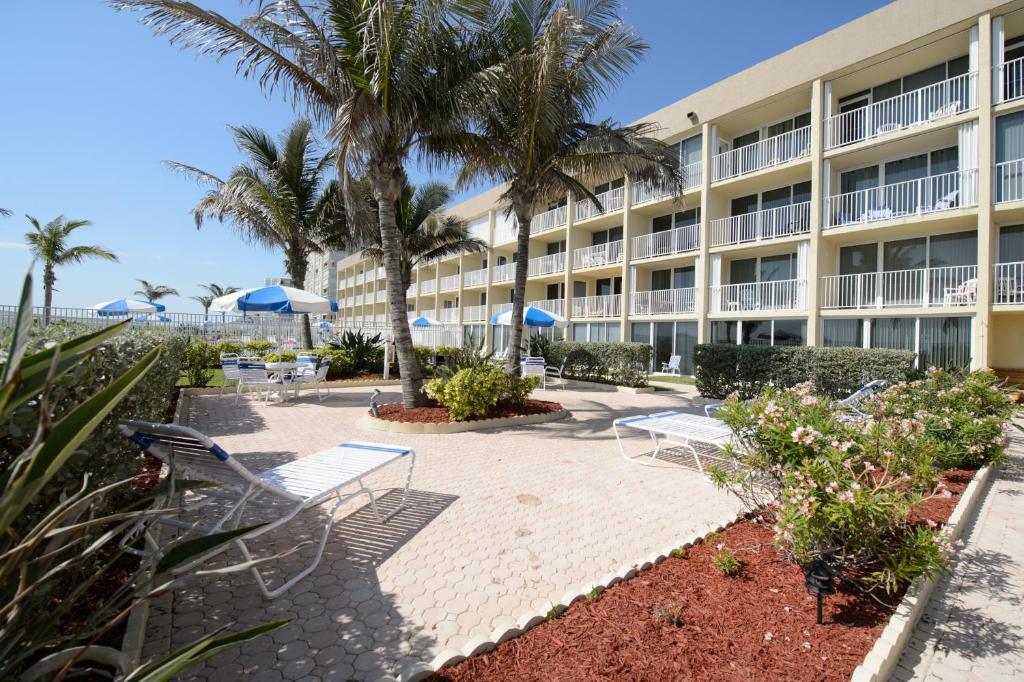 The Island Beach Resort Jensen Beach Exterior photo